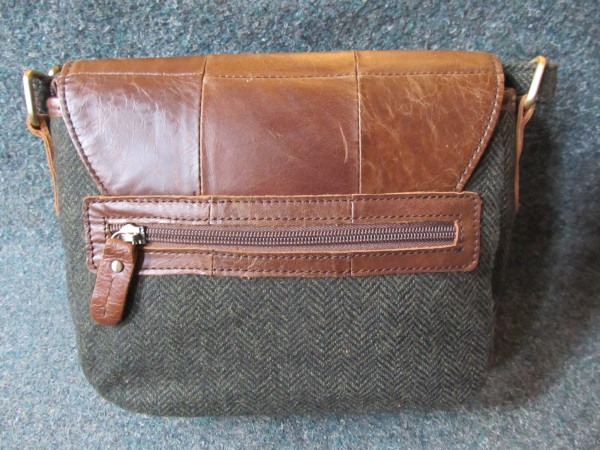 Leather Bag with Dark Flap